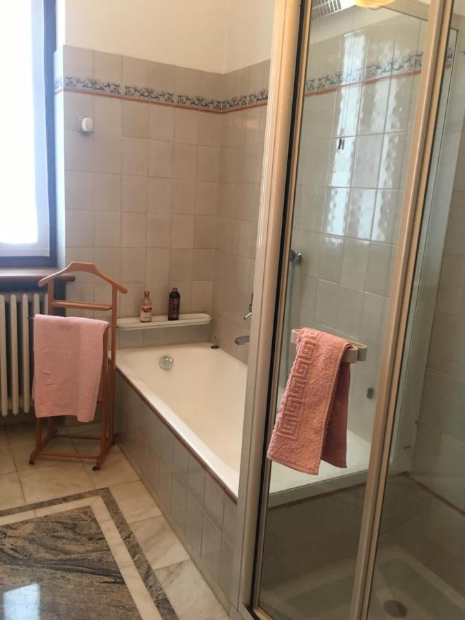 B&B Les Fleurettes Lomazzo Exterior photo