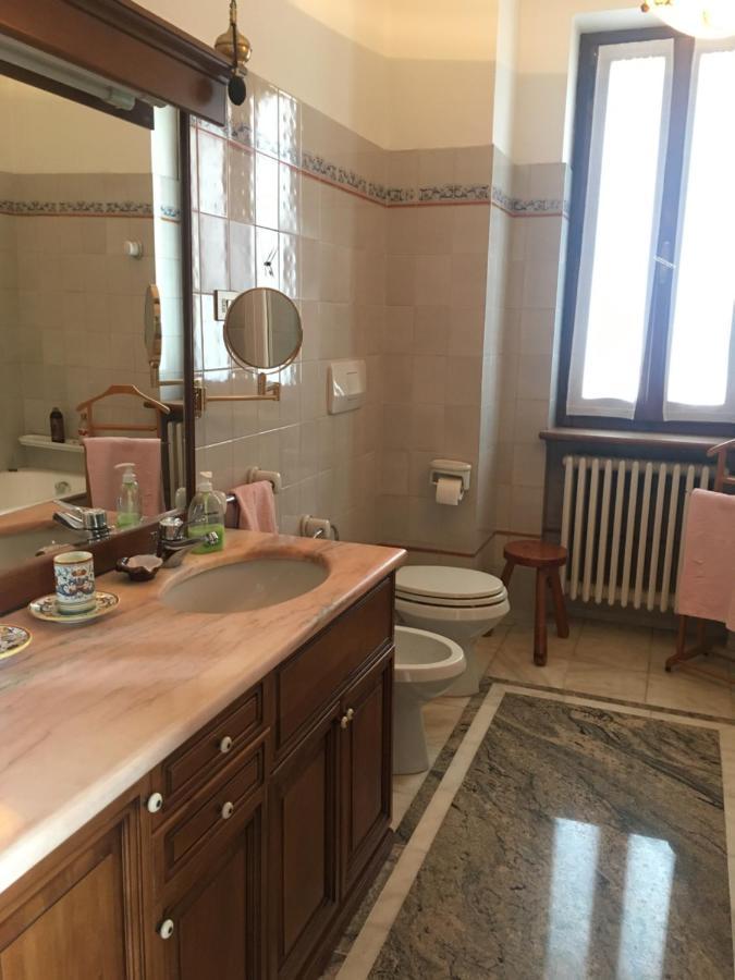 B&B Les Fleurettes Lomazzo Exterior photo